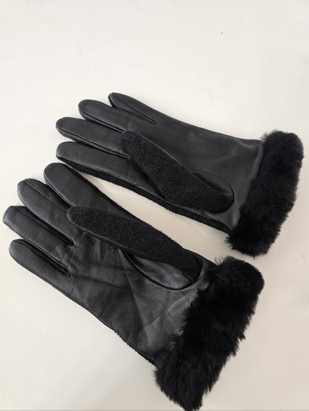 Ugg Shorty Gloves Wool Leather Sheepskin Heathered Knit Winter Fall Hand Warmers